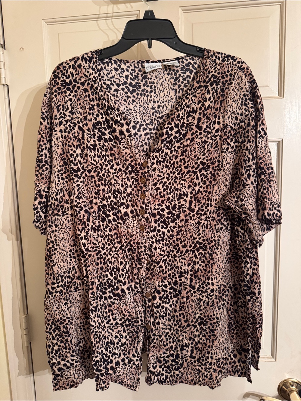 Leopard-Print Button down blouse